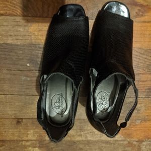 Life Stride cute cut out wedge heels faux leather